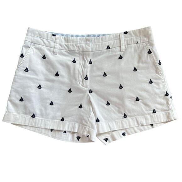 British Khaki Sailboat Embroidered White Shorts - Picture 1 of 6